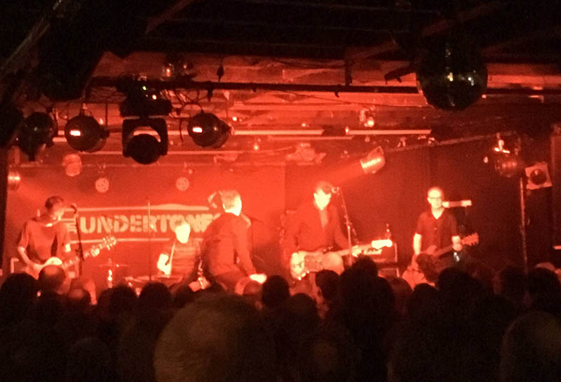 the undertones live